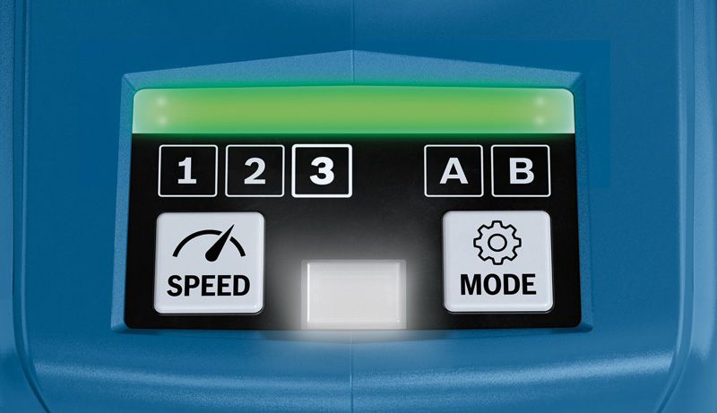 Bosch GDX 18V-210 C のコントロールパネル（速度とモードボタン付き）.