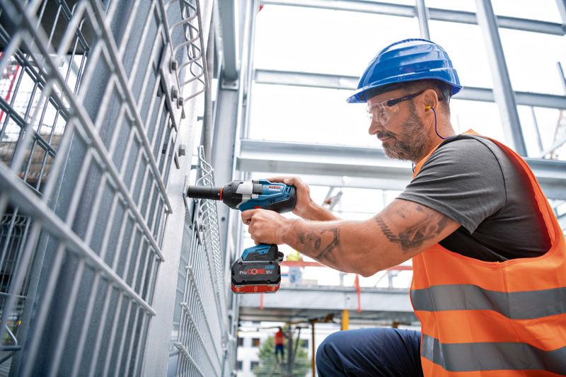 PRO Heavy Duty GDS 18V-1050 HC コードレスインパクトレンチ | Bosch