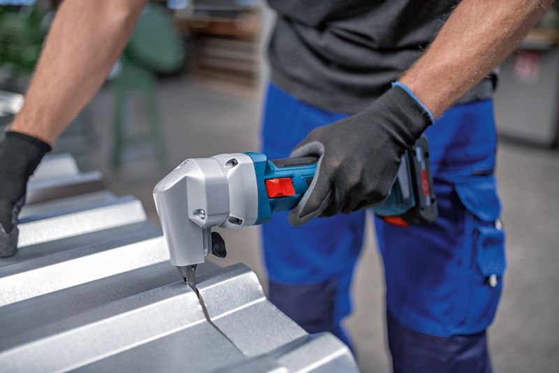 PRO GNA 18V-16 E コードレスニブラ | Bosch Professional