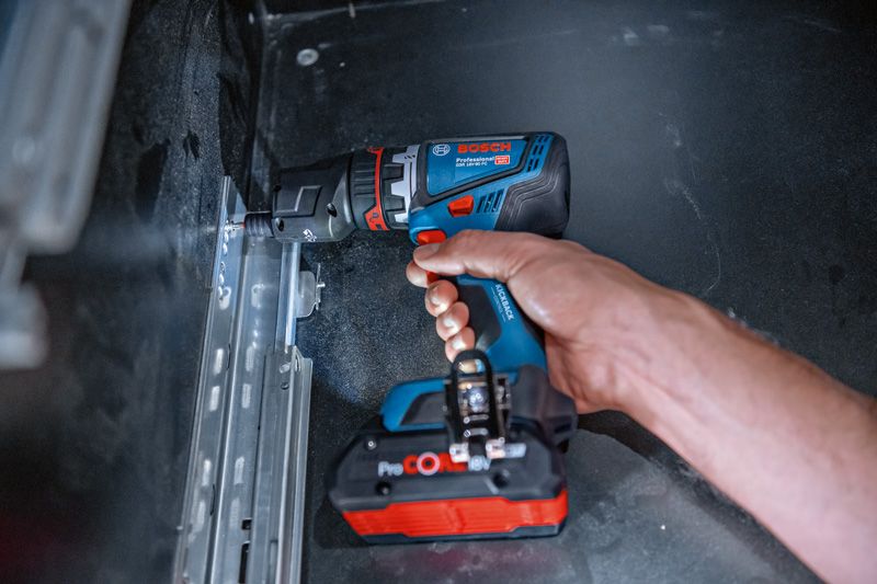 PRO GSR 18V-90 FC コードレスドライバードリル | Bosch Professional