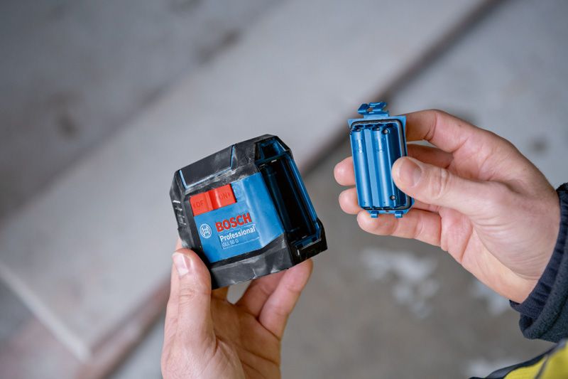 BOSCH(ボッシュ)クロスラインレーザー GLL50GA Amazon | BOSCH(ボッシュ)クロスラインレーザー GLL50G | レーザー墨出し器