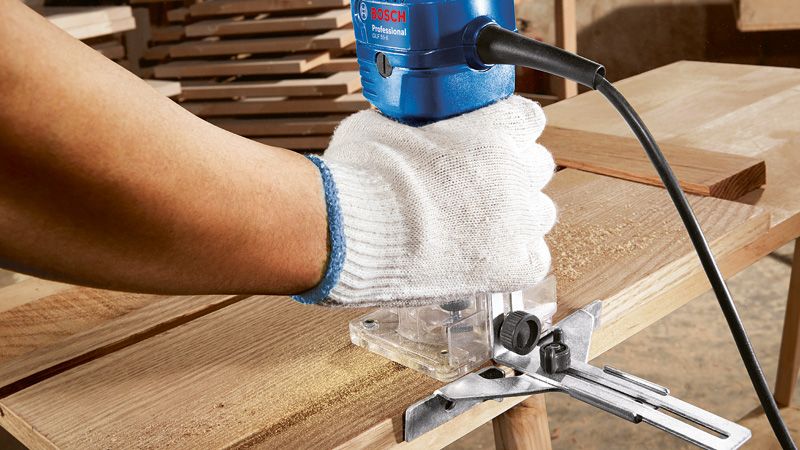 BOSCH ボッシュ  GLF55-6 トリマー スペアパーツ付き PRO GLF 55-6 トリマー | Bosch Professional