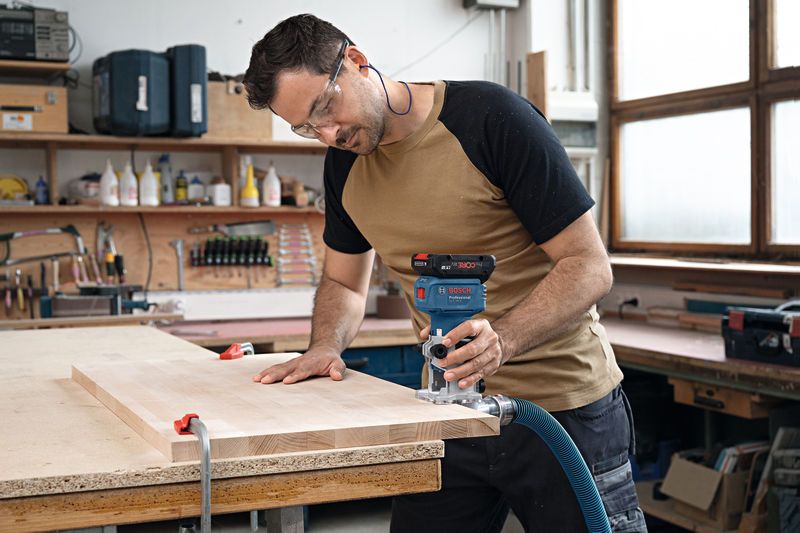 GLF 18V-8 コードレストリマー | Bosch Professional GLF 18V-8 コードレストリマー | Bosch Professional