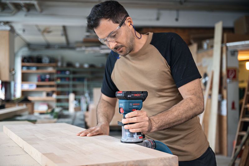 PRO Heavy Duty GKF 18V-8 コードレストリマー | Bosch Professional