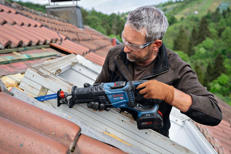 BOSCH - ボッシュGSA18V-32 GSA 18V-32 コードレスセーバーソー | Bosch Professional