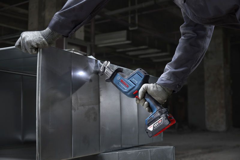 PRO GSA 18V-24 セーバーソー | Bosch Professional