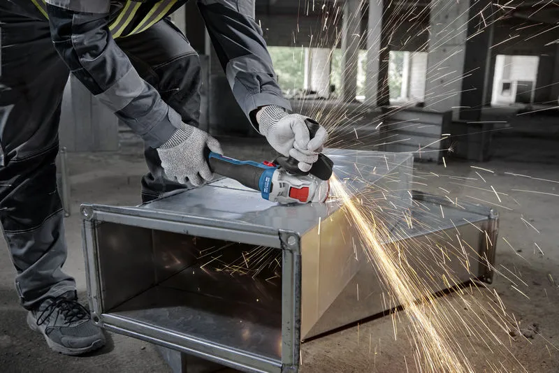 Bosch GWX 18V-8 コードレスアングルグラインダー（X-LOCK 搭載）.