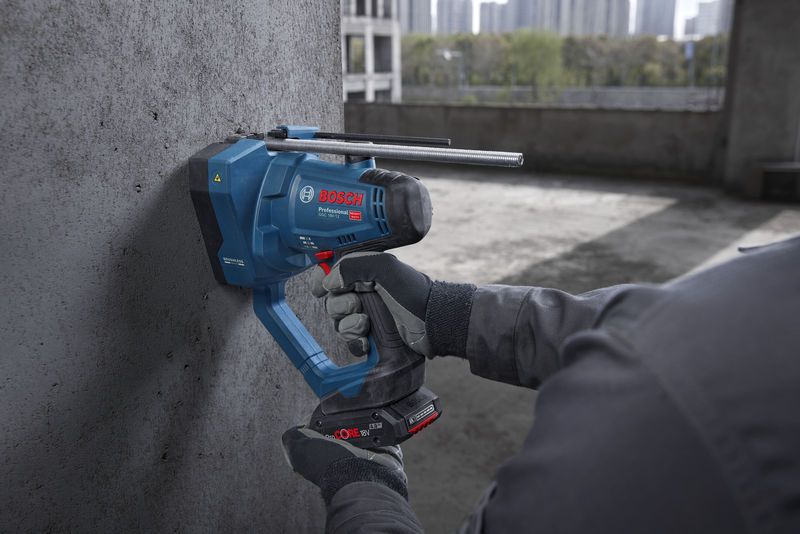 BOSCH電動カッター&プラダン10枚他 PRO GGC 18V-12 コードレスボルトカッター | Bosch Professional