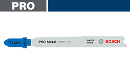 青いボッシュプロの金属用ブレードが白い背景に置かれています。