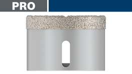 ボッシュプロフェッショナルのシルバーの工具が背景にある。