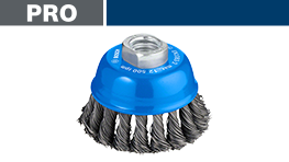 青いボッシュプロフェッショナルブラシが白い背景に置かれています。