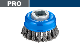 青いボッシュプロフェッショナルブラシヘッド、金属製のブラシがついている。